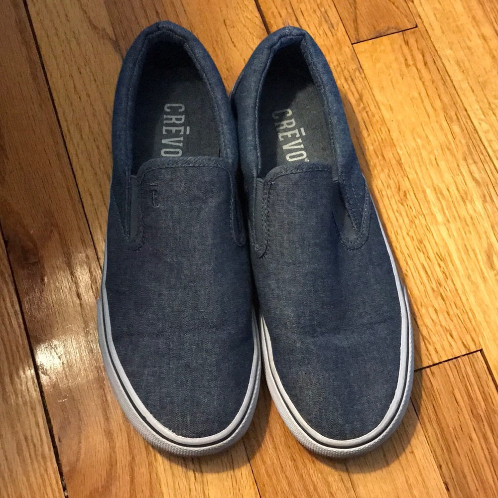 Slip on sneakers
